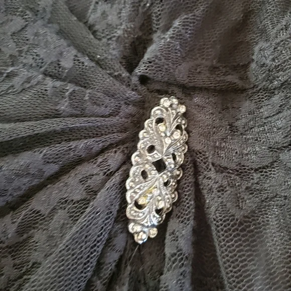 Vintage Black lace dress - Picture 3 of 4